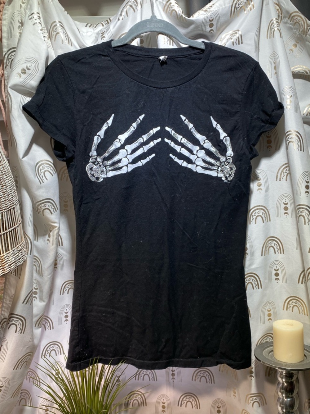 Black Skeleton Hand Graphic Short Sleeve Tee
